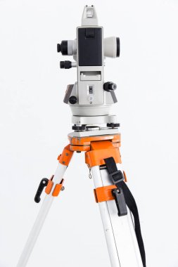 kesici takımlar için ölçme dijital ekipman anket. Beyaz arka plan üzerinde izole