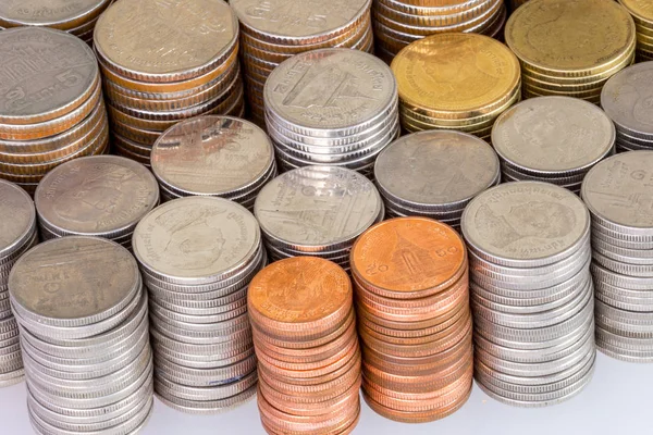 arka plan iş kavramı Tay sikke yığını, bakır Tay sikke