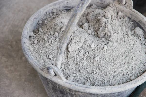 İnşaat içinde çimento toz