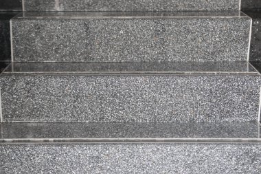 endüstriyel yapı merdiven inşa taş zemin beton üzerine kabartır