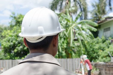 Mühendisler aracı anket satırı inşaat çalışmaları için