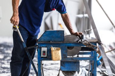 Endüstri/sanayii donatımı erkekler kesme alüminyum çalışma