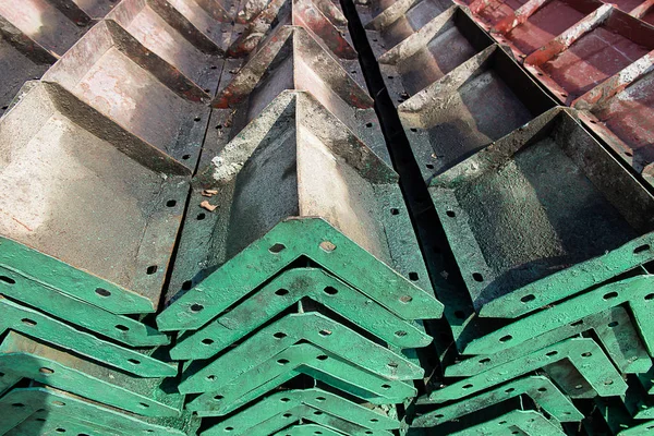 Çelik ayağı çerçeve inşaat sitesinde