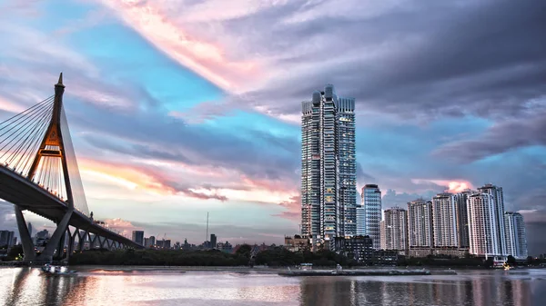 Güzellik Bhumibol köprü görüntü önce alacakaranlık günbatımı bangkok Tayland