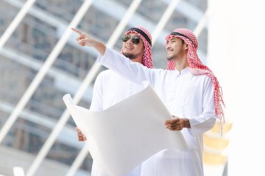 Çalışma planı peper üzerinde şehirde arıyor Arap iş adamı