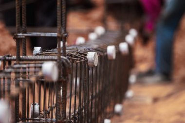 Sanayi şantiye emek çiişçi tel çelik çubuk