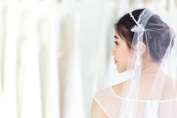 Азиатский Портрет Милой Леди Улыбающейся Счастливой Свадебном Платье Стоковое Изображение
