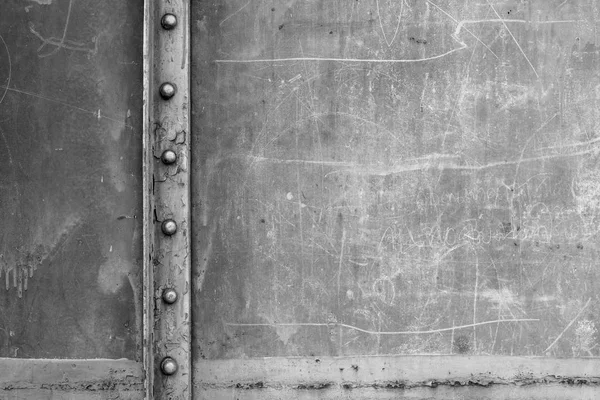 サビ付き抽象的な背景バックと白い鋼板、トレインw — ストック写真