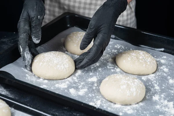 Tarwemeel Weinig Soorten Kaas Melk Eieren Rasp Voorbereiding Voor Het — Stockfoto