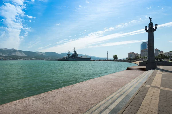 Hermoso Terraplén Del Almirante Serebryakov Con Vistas Crucero Museo Mikhail —  Fotos de Stock