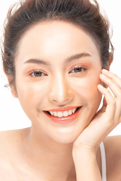 Hermosa Mujer Joven Asiática Tocando Sonrisa Suave Mejilla Con Piel — Foto de Stock