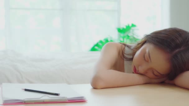 Asian Young Woman Sleep Work Table Bedroom — Stock Video
