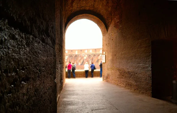 İtalya 'da Roma sokakları. Şehrin Panoraması.