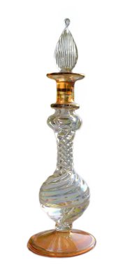 Gözlükler. İsveç kozmetik ürünleri. Cila ve rimel.