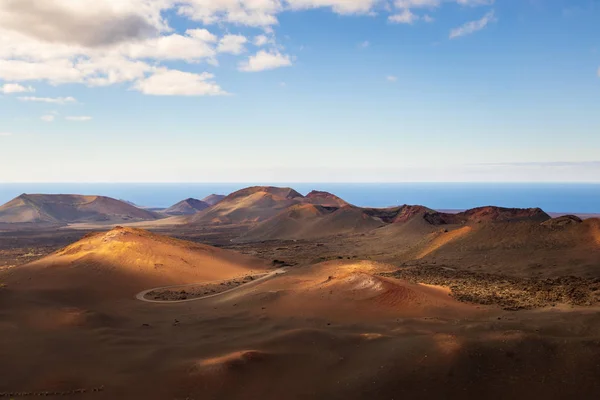 兰萨罗特省 Timanfaya 国家公园的景色 — 图库照片