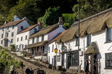 Lynmouth Exmoor Ulusal Parkı 'nın sahil köyü Devon, İngiltere