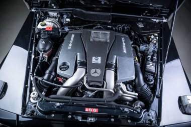 Mercedes AMG arabasının motoru