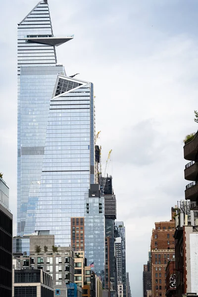 美国纽约州纽约市 2020年5月5日 布鲁克林褐石房屋和立面 有窗户的布鲁克林大楼 — 图库照片