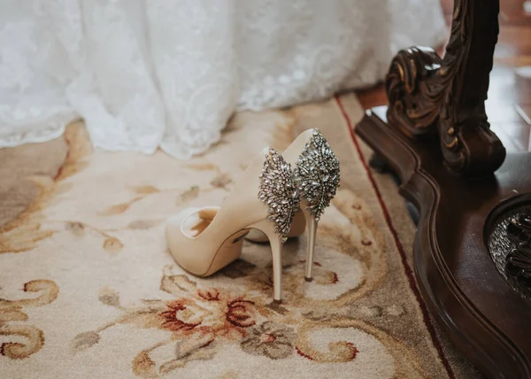 Closeup Bride Wedding Shoes Floor — Stock Photo, Image