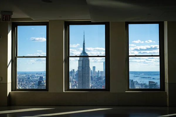  New York silueti. New York Panoraması. Manhattan ufuk çizgisi manzarası. Dünya Ticaret Merkezi 