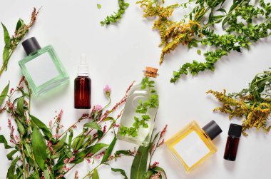 Kozmetik ürünleri şifa spa dayalı tıp otlar, doğal kadınsı cilt bakım ürünleri, düz yatıyordu kavramı, yat