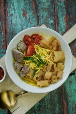 Endonezya geleneksel yemekleri Soto Mie Bogor