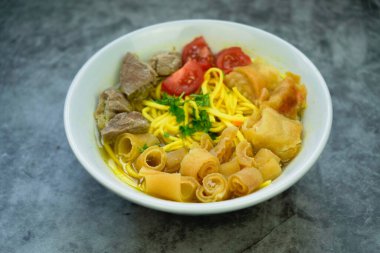 Endonezya geleneksel yemekleri Soto Mie Bogor