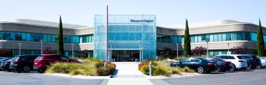Milpitas, Ca, Amerika Birleşik Devletleri - 21 Mayıs 2018: bir Western Digital Corporation ofis bina. WDC