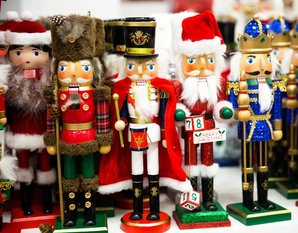 Sammlung Von Holz Nussknacker Spielzeug Soldat Traditionelle Figur Für Weihnachtsdekoration — Stockfoto