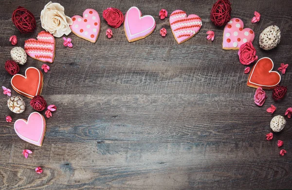 Biscotti Forma Cuore Uno Sfondo Legno Rustico San Valentino San — Foto Stock