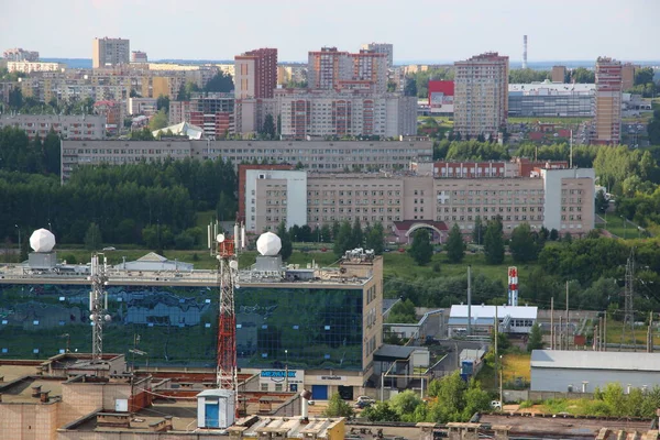 Şehir yukarıdan, binalar ve sokaklar