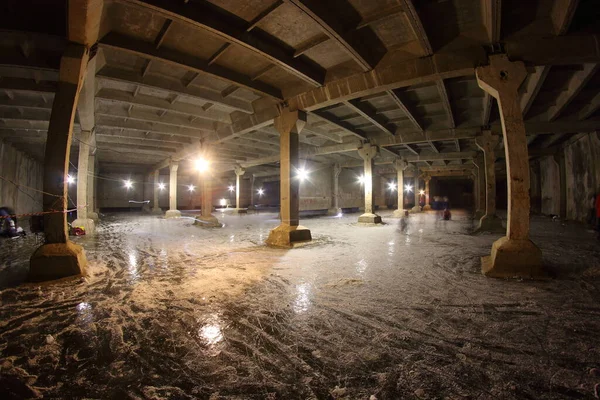 Underground Ice Tank Lighting — Stock Photo, Image