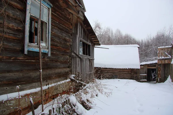 Casa Legno Inverno Sulla Neve — Foto Stock