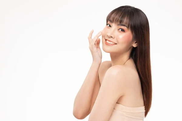 美容美发的亚洲女性形象与护肤健康 — 图库照片