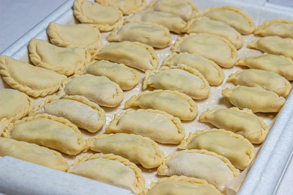 Ben Vareniki Zelfgemaakte Knoedels Handgemaakt Deeg Voedsel Russische Keuken — Stockfoto