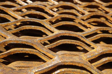 Çizik ve çatlaklarla metal doku