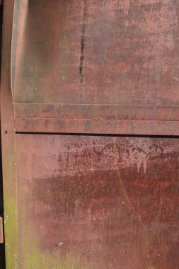 Çizik ve çatlaklarla metal doku