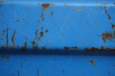 Çizik ve çatlaklarla metal doku