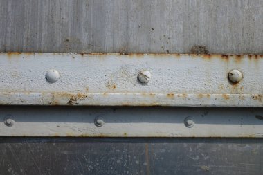 Çizik ve çatlaklarla metal doku