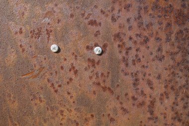 Çizik ve çatlaklarla metal doku