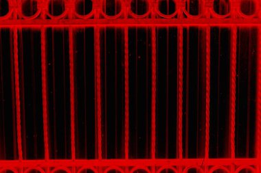 Soyut grunge arkaplanı. Monokrom dokusu. Siyah ve kırmızı desenli arka plan