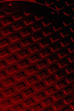 Soyut grunge arkaplanı. Monokrom dokusu. Siyah ve kırmızı desenli arka plan