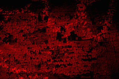 Soyut grunge arkaplanı. Monokrom dokusu. Siyah ve kırmızı desenli arka plan