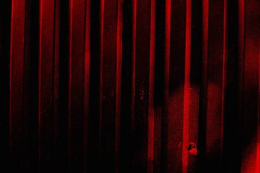 Soyut grunge arkaplanı. Monokrom dokusu. Siyah ve kırmızı desenli arka plan