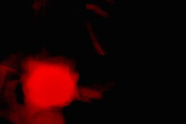 Soyut grunge arkaplanı. Monokrom dokusu. Siyah ve kırmızı desenli arka plan