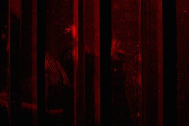 Soyut grunge arkaplanı. Monokrom dokusu. Siyah ve kırmızı desenli arka plan