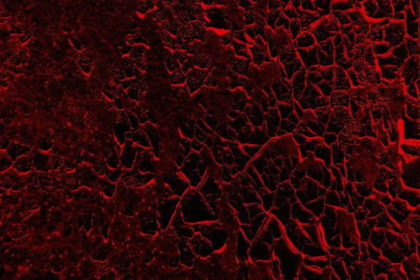 Duvar dokusundan eski boya soyuluyor