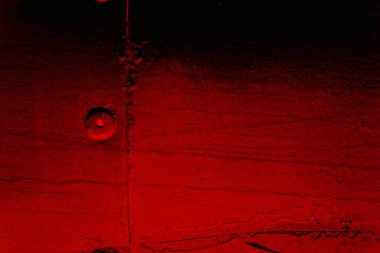 Soyut grunge arkaplanı. Monokrom dokusu. Siyah ve kırmızı desenli arka plan