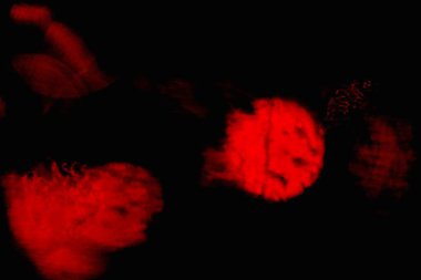 Soyut grunge arkaplanı. Monokrom dokusu. Siyah ve kırmızı desenli arka plan