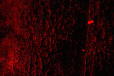 Soyut grunge arkaplanı. Monokrom dokusu. Siyah ve kırmızı desenli arka plan